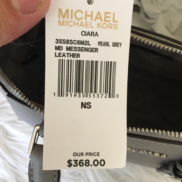 New Michael Kors Ciara messenger bag - Picture 7 of 8
